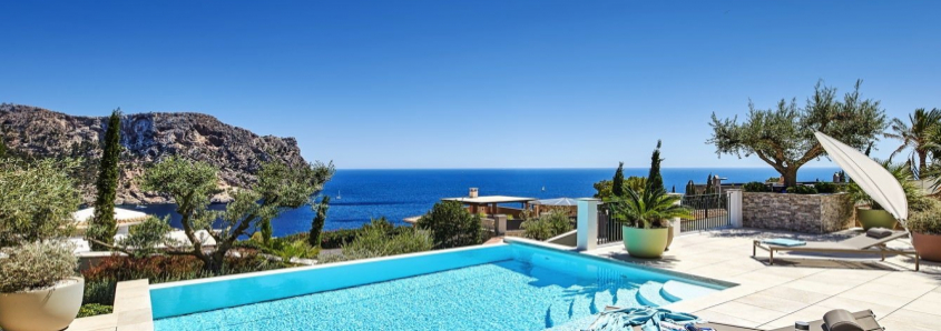 MEDITERRANE LUXUSVILLA MIT SPEKTAKULÄREM MEERBLICK