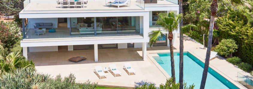HIGH-CLASS LIVING MIT FANTASTISCHEM MEERBLICK
