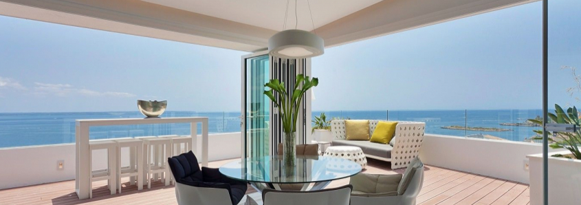 FANTASTISCHES PENTHOUSE MIT GRANDIOSEM MEERBLICK
