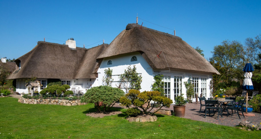 REPRÄSENTATIVER LANDSITZ UNTER REET IN TOPLAGE