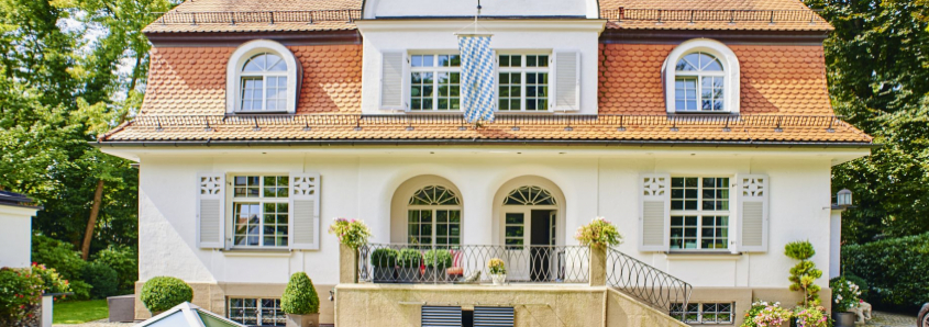 REPRÄSENTATIVE FAMILIENRESIDENZ FÜR HÖCHSTE ANSPRÜCHE